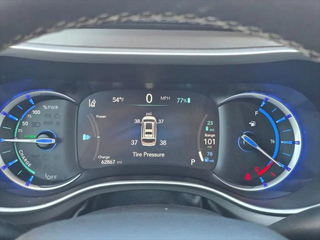 2023 Chrysler Pacifica Hybrid Touring L