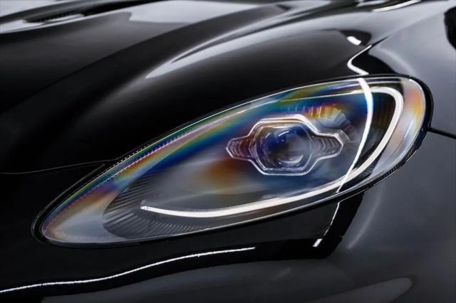 2025 Aston Martin DBX 707