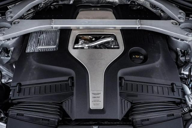 2025 Aston Martin DBX 707