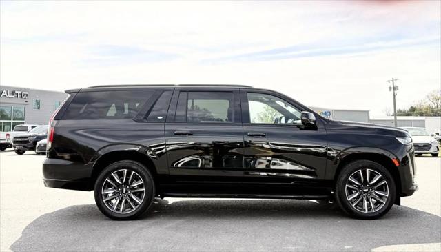2023 Cadillac Escalade ESV 4WD Sport