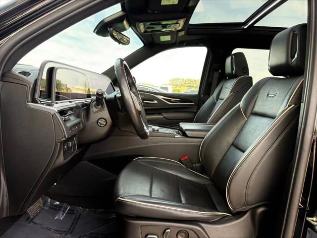 2023 Cadillac Escalade ESV 4WD Sport