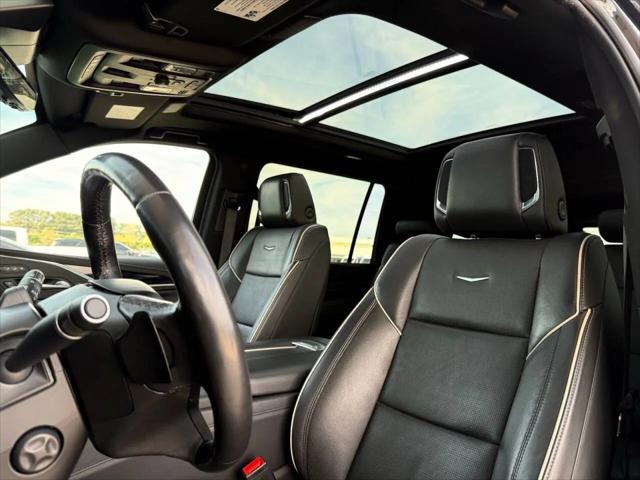 2023 Cadillac Escalade ESV 4WD Sport