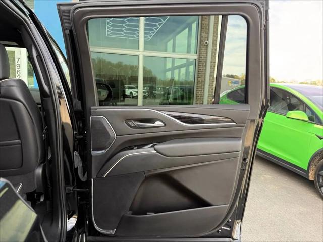 2023 Cadillac Escalade ESV 4WD Sport