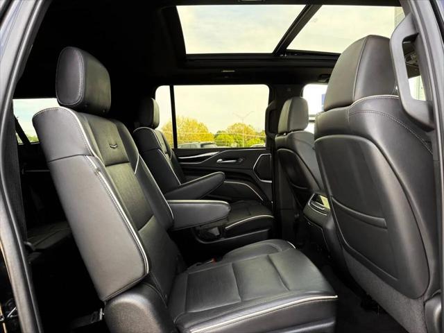 2023 Cadillac Escalade ESV 4WD Sport