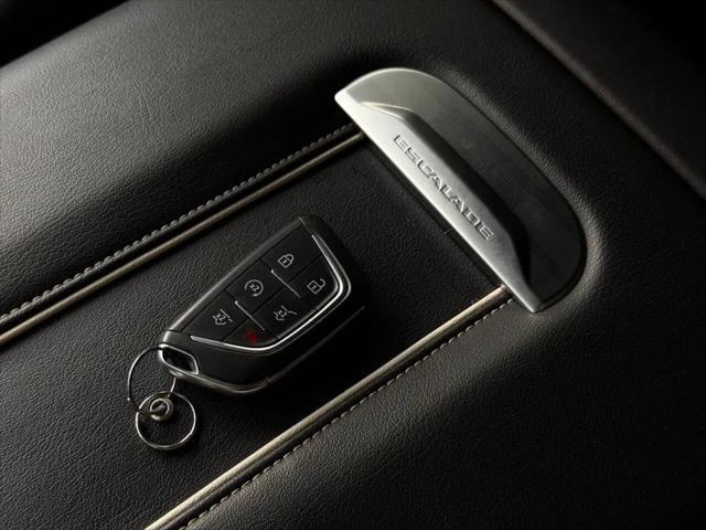 2023 Cadillac Escalade ESV 4WD Sport