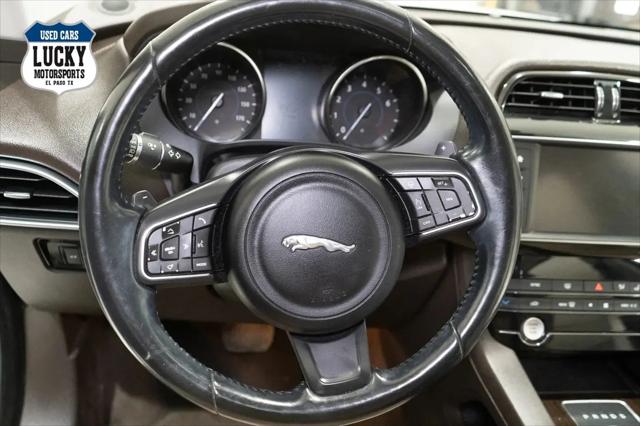 2017 Jaguar F-PACE 35t Prestige