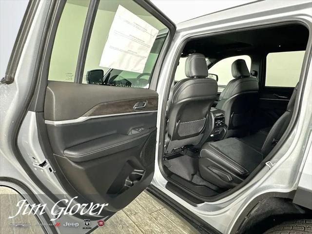 2026 Jeep Grand Cherokee L Altitude 4x4