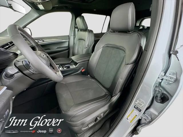 2026 Jeep Grand Cherokee L Altitude 4x4