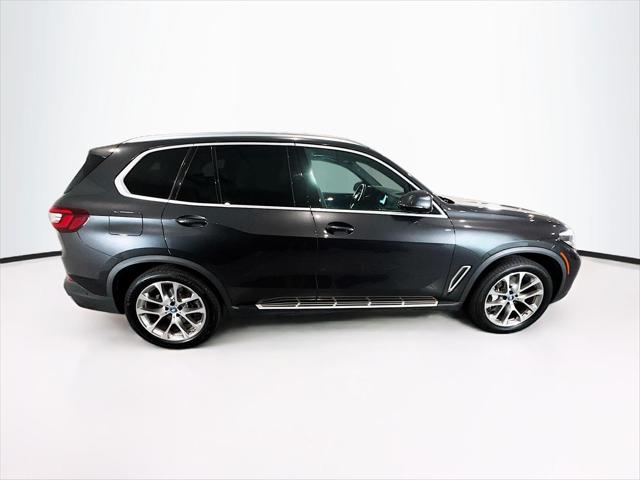2023 BMW X5 xDrive45e