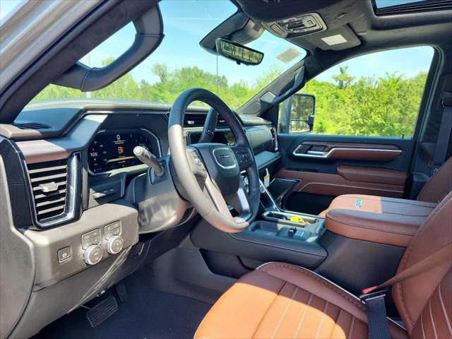2026 GMC Sierra 2500HD Crew Cab, Standard Bed, Denali Ultimate, 4WD