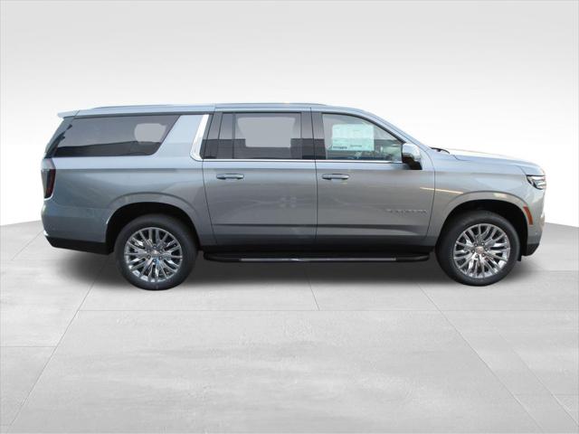2026 Chevrolet Suburban LT, 4WD