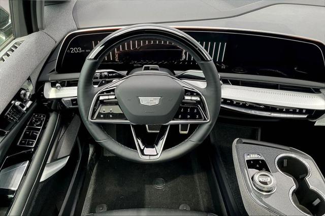 2025 Cadillac iQ Luxury 2 AWD