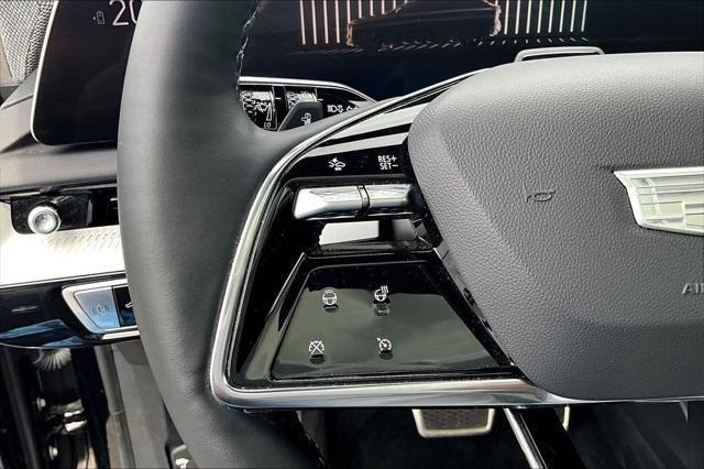 2025 Cadillac iQ Luxury 2 AWD
