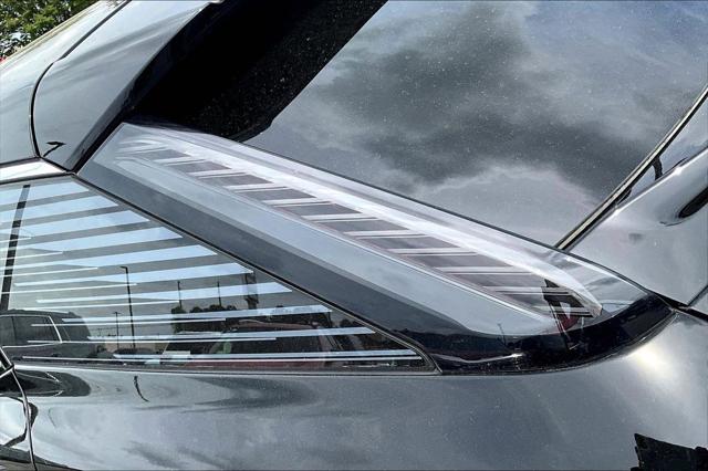 2025 Cadillac iQ Luxury 2 AWD