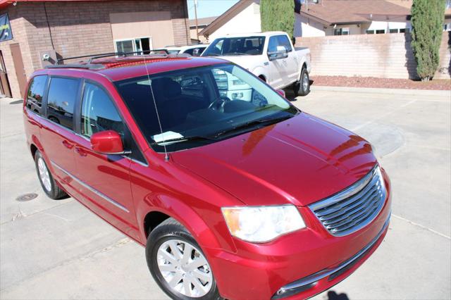 2014 Chrysler Town & Country Touring