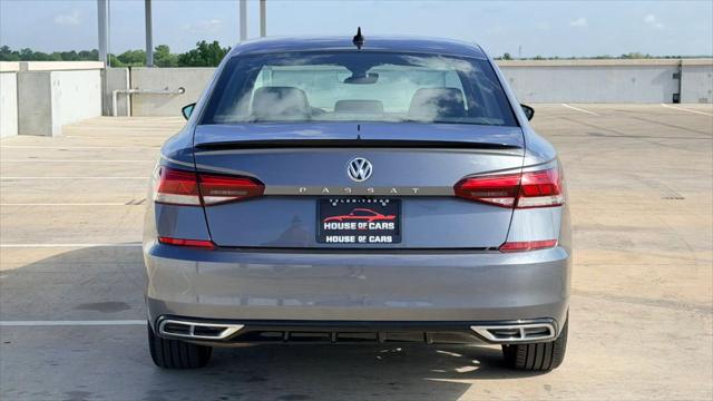 2022 Volkswagen Passat 2.0T R-Line