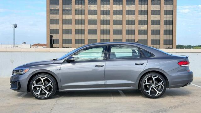 2022 Volkswagen Passat 2.0T R-Line
