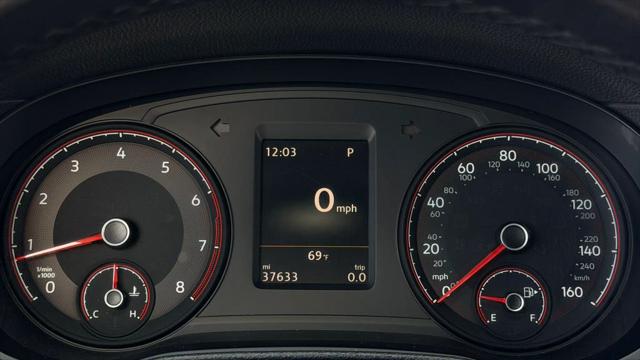 2022 Volkswagen Passat 2.0T R-Line