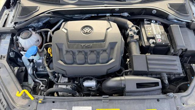 2022 Volkswagen Passat 2.0T R-Line