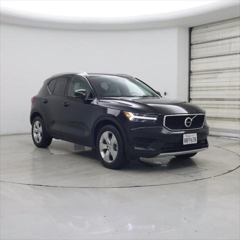 2020 Volvo XC40 T5 Momentum