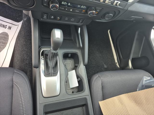 2026 Nissan Frontier Crew Cab SV 4x2
