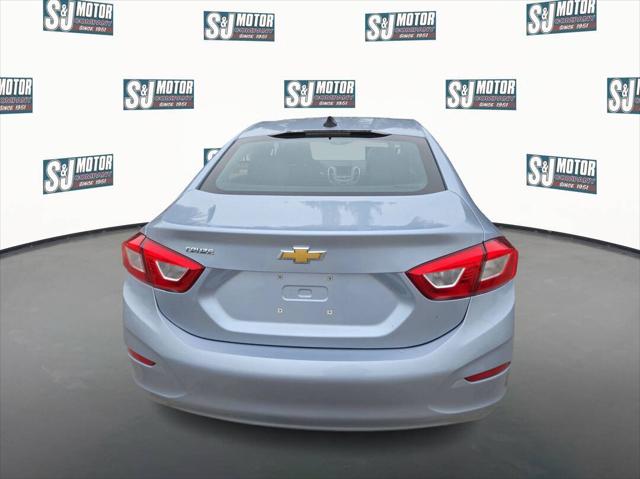 2018 Chevrolet Cruze LS Auto