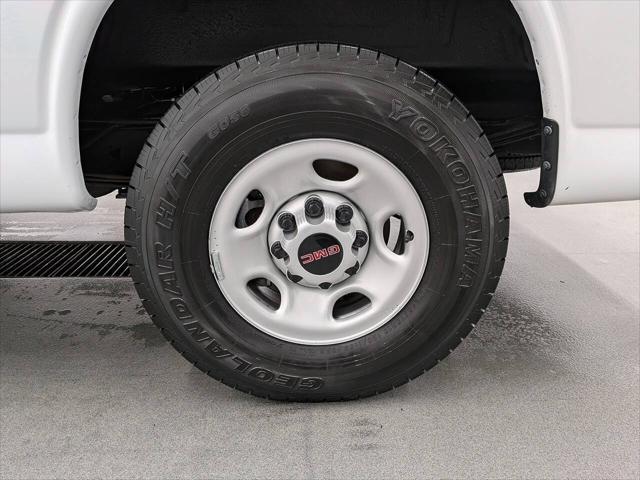 2023 GMC Savana Cargo RWD 2500 Extended Wheelbase Work Van