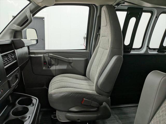 2023 GMC Savana Cargo RWD 2500 Extended Wheelbase Work Van