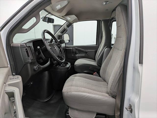 2023 GMC Savana Cargo RWD 2500 Extended Wheelbase Work Van