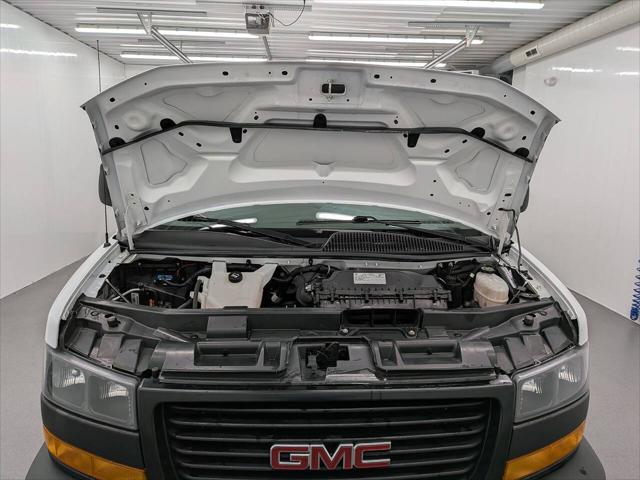 2023 GMC Savana Cargo RWD 2500 Extended Wheelbase Work Van