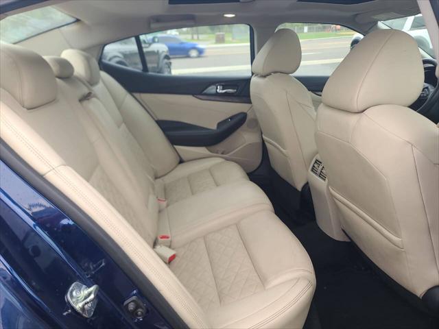 2016 Nissan Maxima Platinum 4dr Sedan