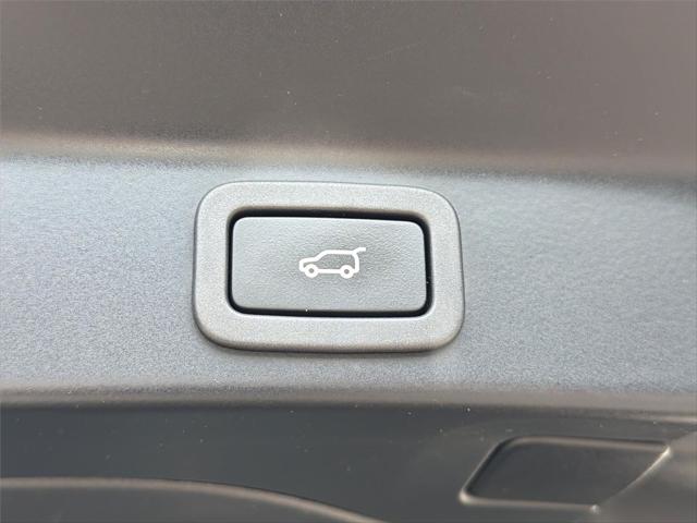 2019 Jaguar F-PACE 25t Premium