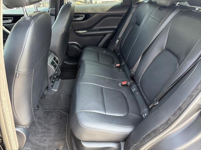 2019 Jaguar F-PACE 25t Premium