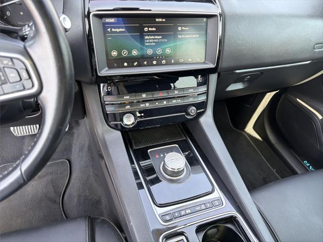 2019 Jaguar F-PACE 25t Premium