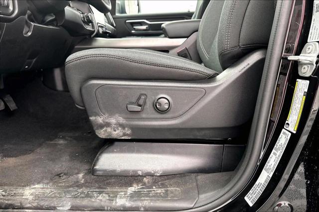 2026 Ram 1500 Big Horn Crew Cab 4x4 57 Box