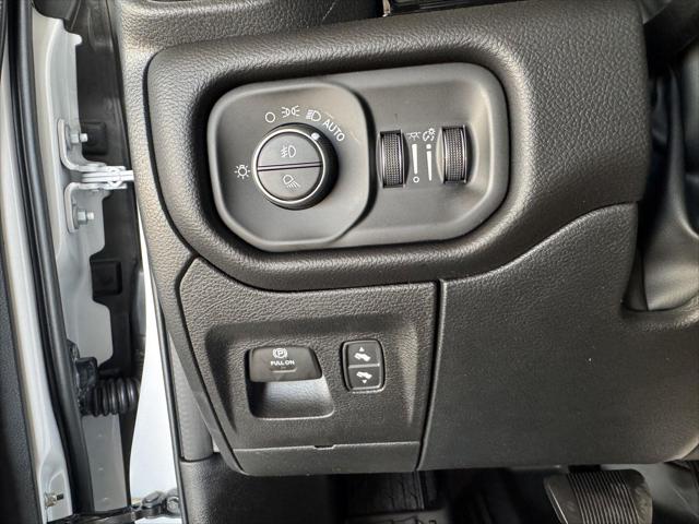 2026 Ram 1500 Laramie Crew Cab 4x4 5'7" Box