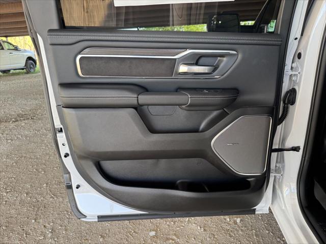 2026 Ram 1500 Laramie Crew Cab 4x4 5'7" Box