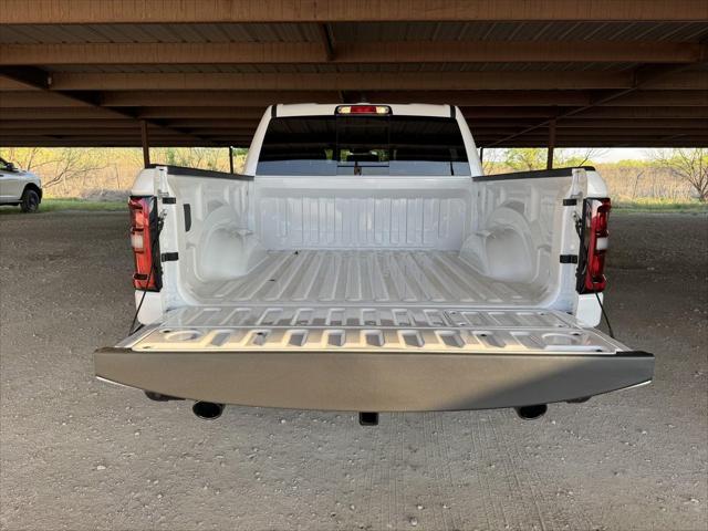 2026 Ram 1500 Laramie Crew Cab 4x4 5'7" Box