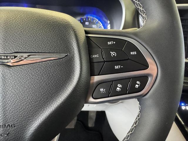 2022 Chrysler Pacifica Touring L AWD