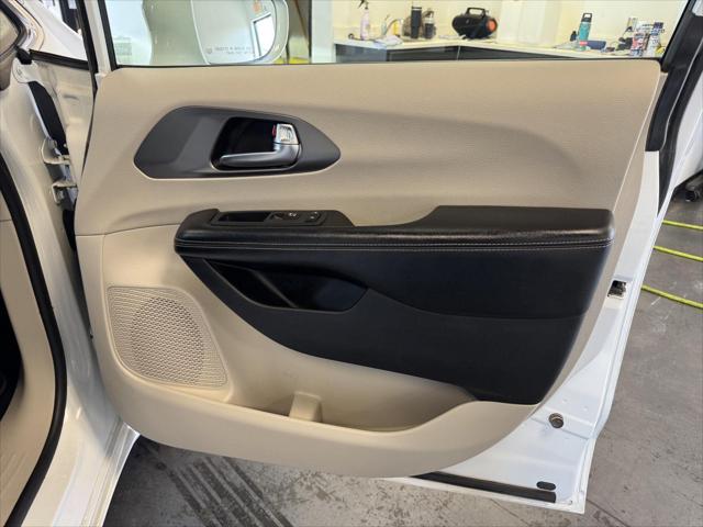 2022 Chrysler Pacifica Touring L AWD