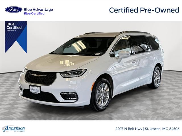 2022 Chrysler Pacifica Touring L AWD for sale in Saint Joseph, MO
