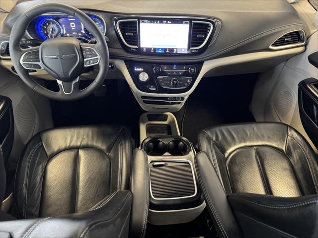 2022 Chrysler Pacifica Touring L AWD
