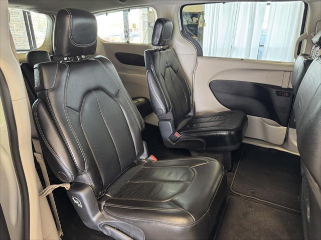 2022 Chrysler Pacifica Touring L AWD