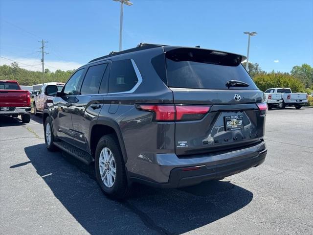 2025 Toyota Sequoia SR5