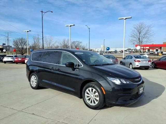 2019 Chrysler Pacifica LX for sale in Minooka, IL