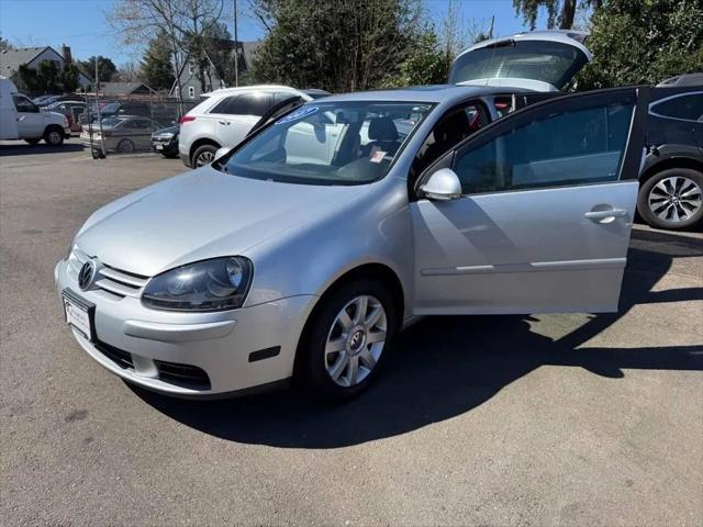 2007 Volkswagen Rabbit 4-Door for sale in Salem, OR