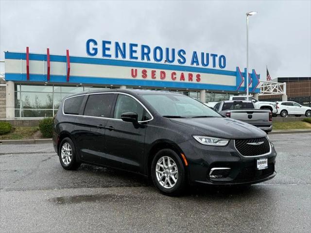 2023 Chrysler Pacifica Touring L for sale in Sandy, UT