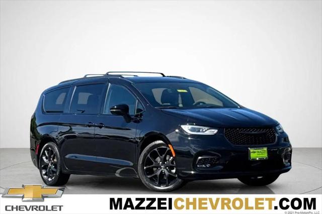 2025 Chrysler Pacifica Limited for sale in Vacaville, CA