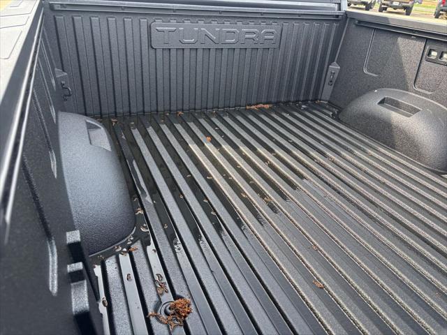 2026 Toyota Tundra SR5 CrewMax 5.5' Bed