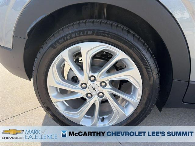 2027 Chevrolet Bolt LT FWD